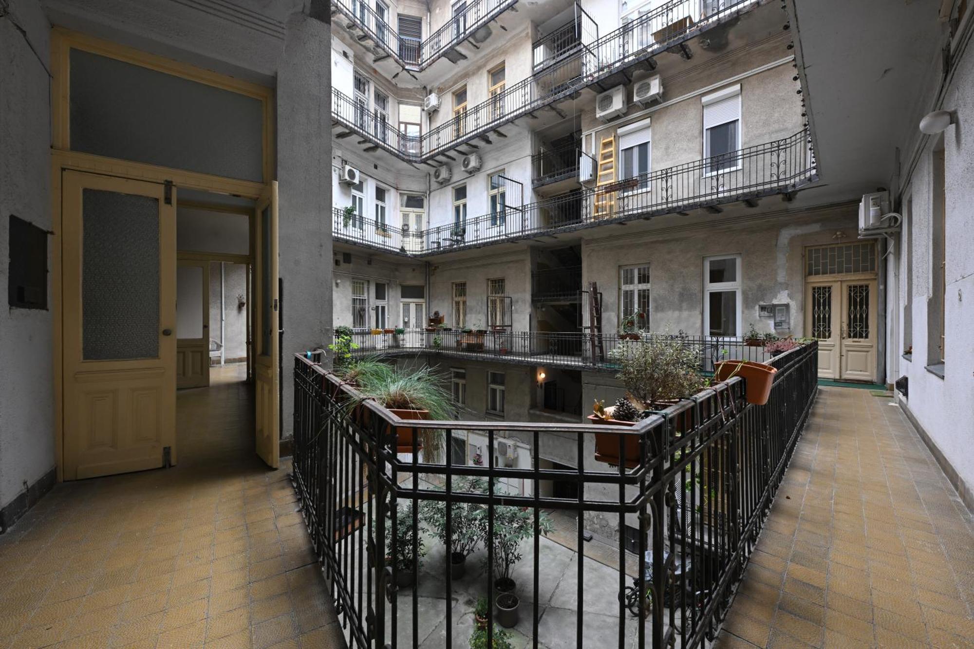 A Quiet Place In The Heart Of The City Βουδαπέστη Εξωτερικό φωτογραφία