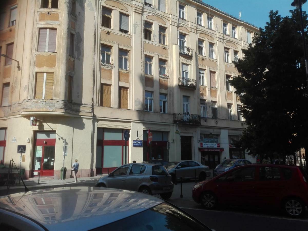 A Quiet Place In The Heart Of The City Βουδαπέστη Εξωτερικό φωτογραφία